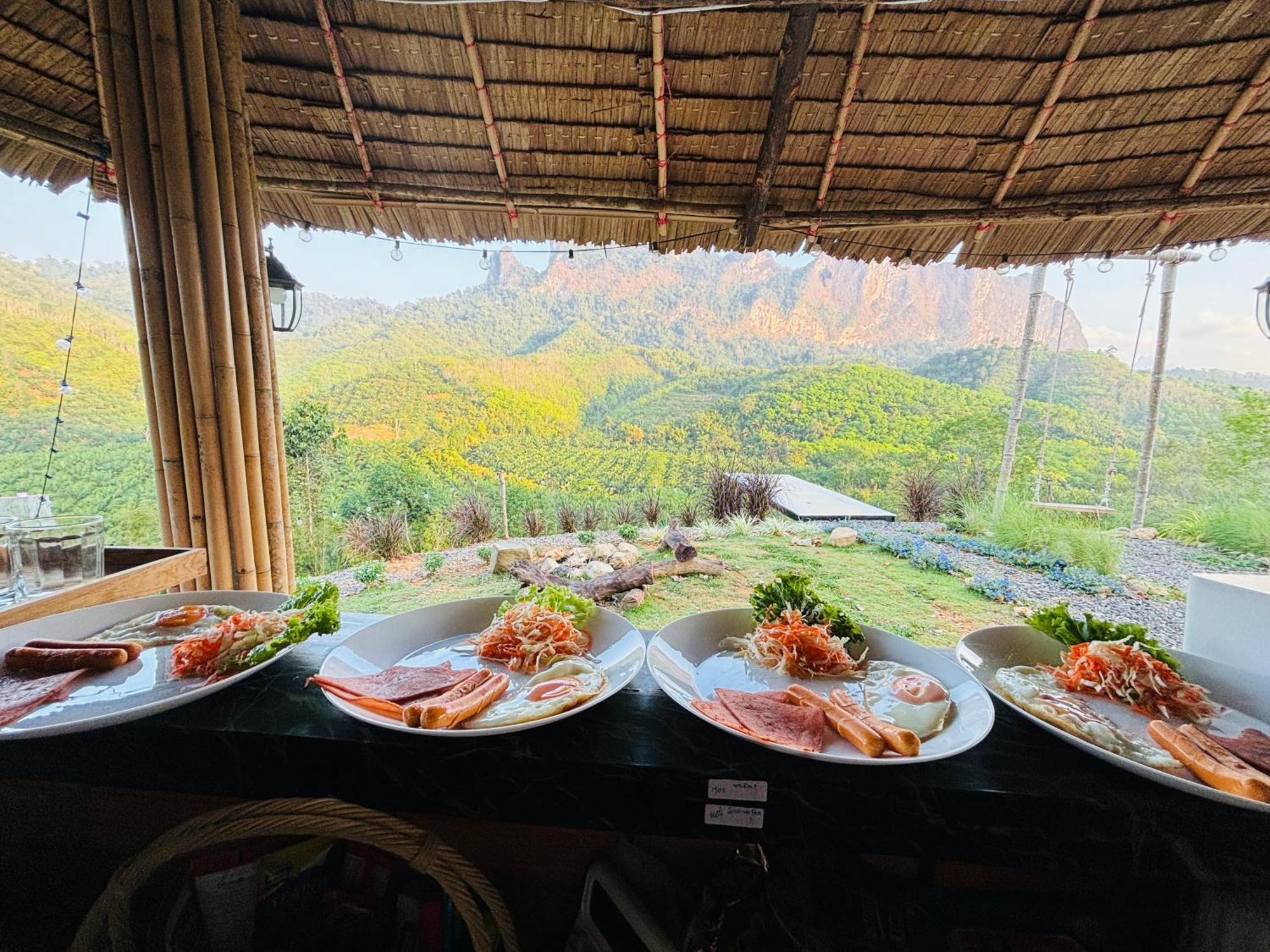 Camping Phutajoy Khaosok แคมป์ปิ้งภูตาจ้อยเขาศก Ban Thung Lang Tham Bagian luar foto